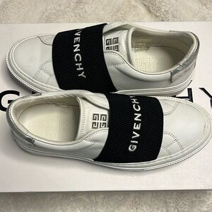 Givenchy fashion sneakers